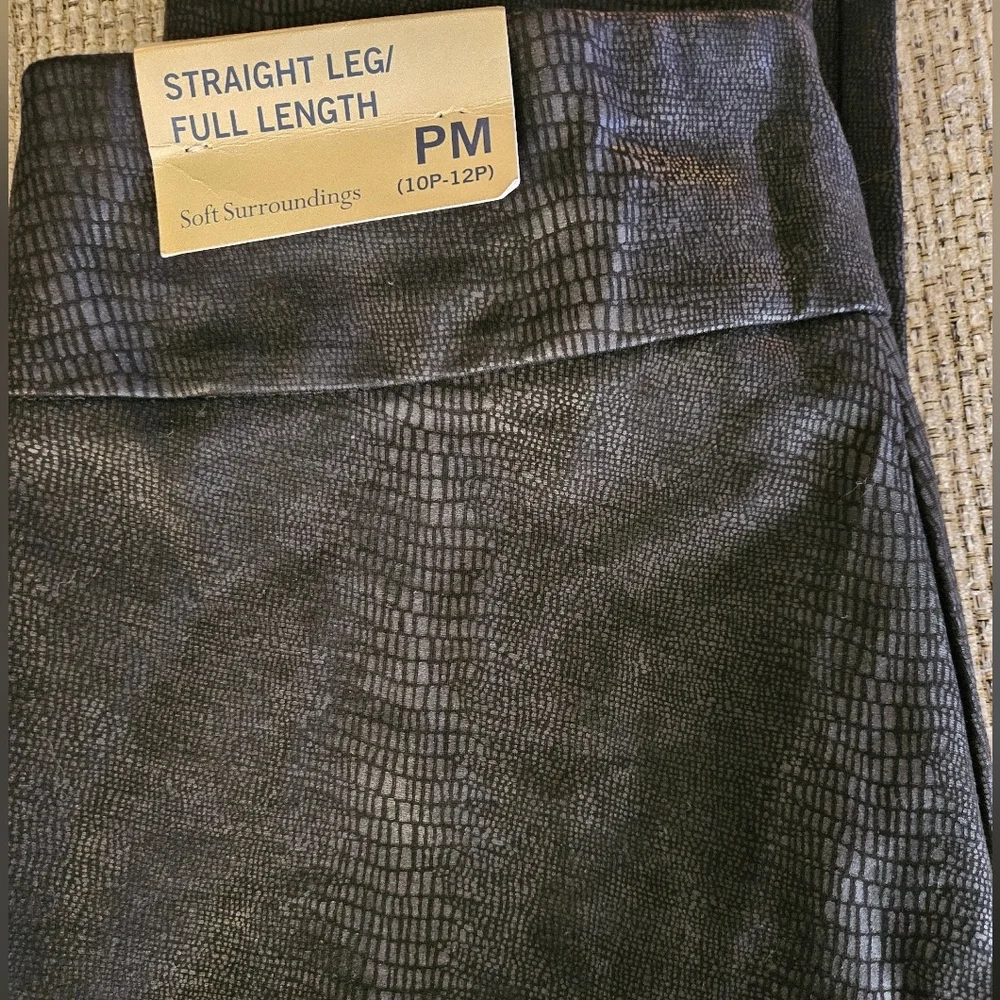 Python Print Straight Leg Pants' soft surroundings size MP & NWT - Picture 3 of 5